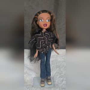 Bratz Fashion Sasha Doll with Zigzag Top and Jeans